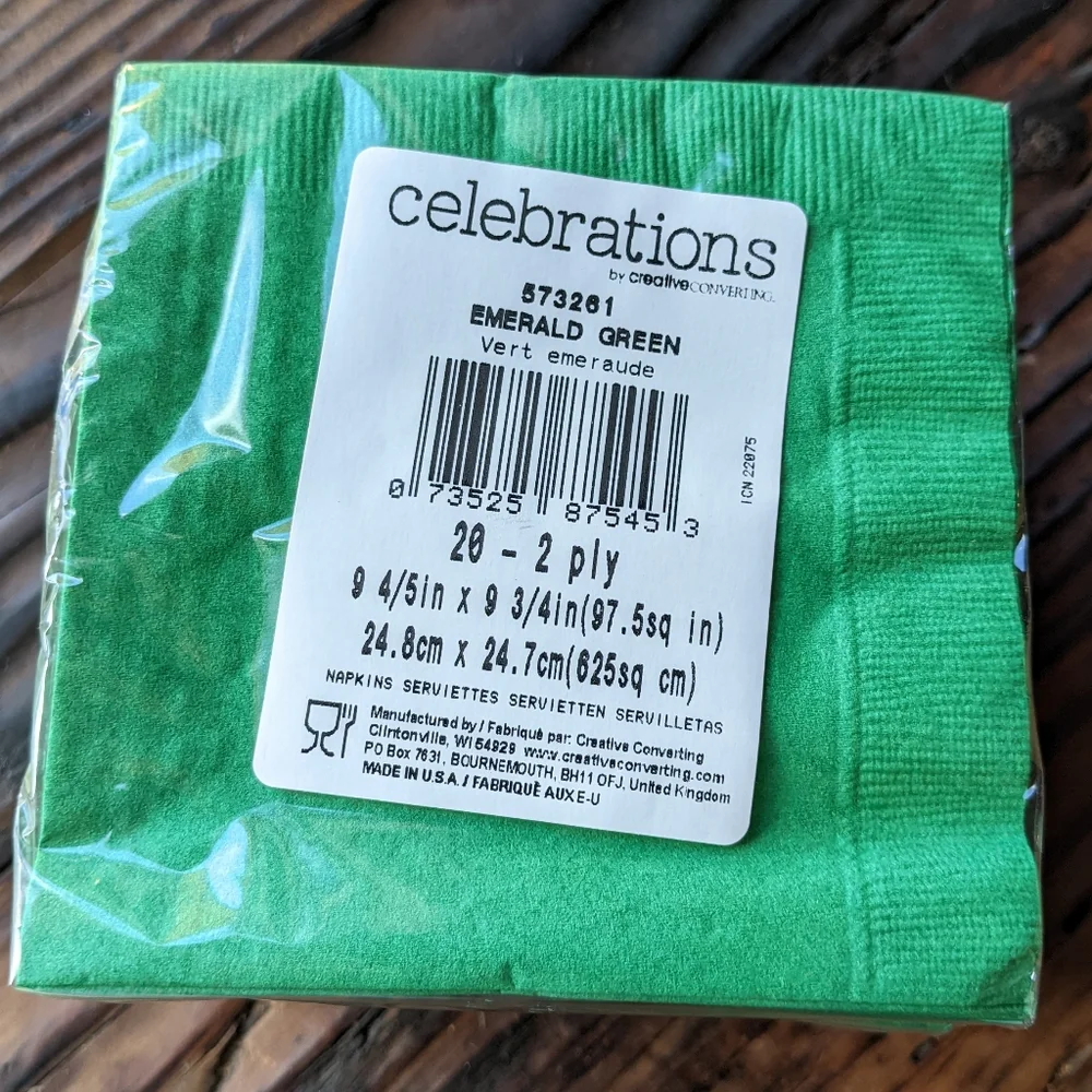 100 Emerald Green Cocktail Napkins 2 ply